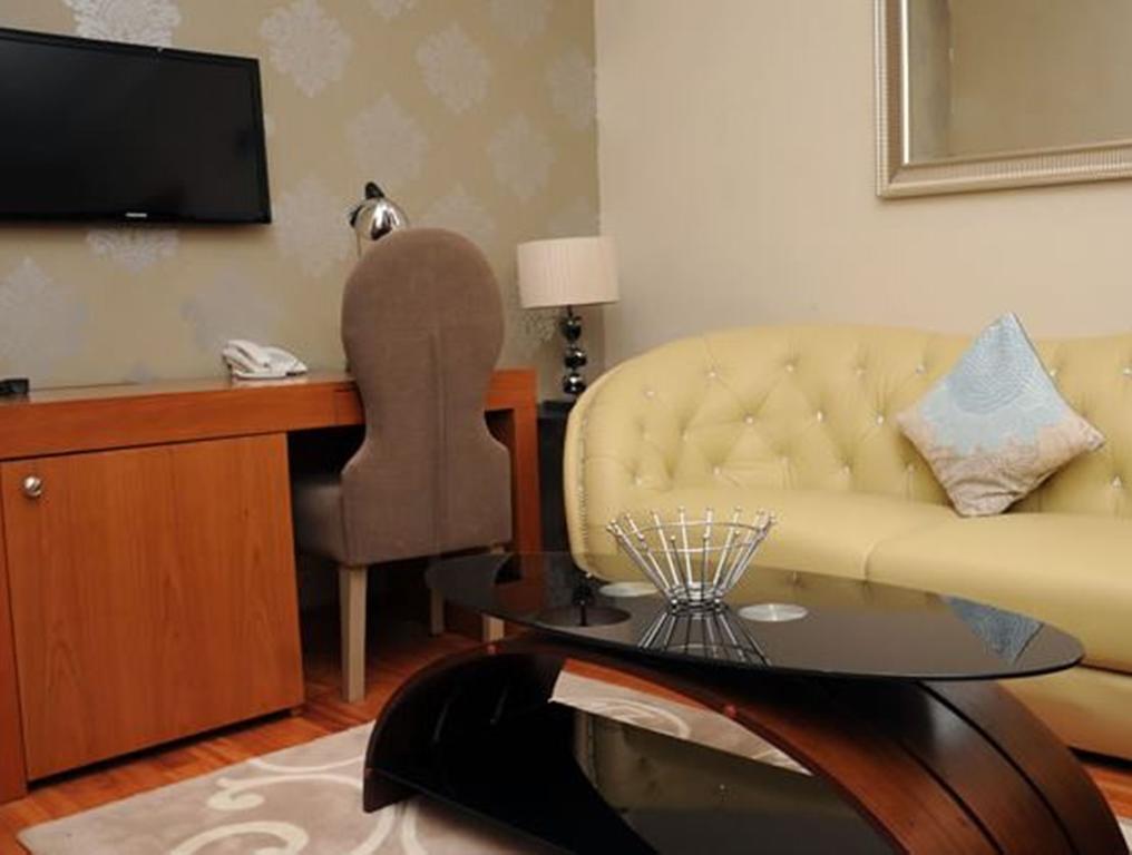 Morning Side Suites Aliayabiagba Extérieur photo